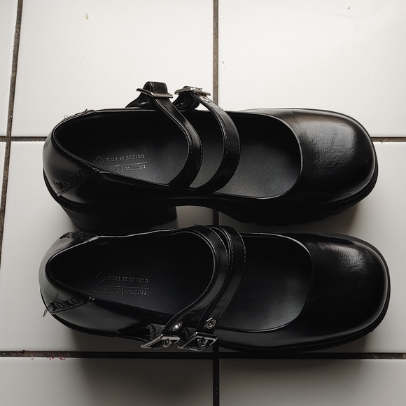 Call it spring platform heels - Picture 1 of 3